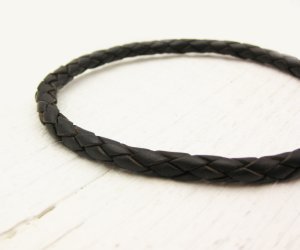 Antique Brown Leather Bolo Bracelet Antique Brown Leather Bolo Bracelet