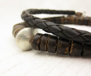 Antique Brown Leather Bolo Bracelet Antique Brown Leather Bolo Bracelet