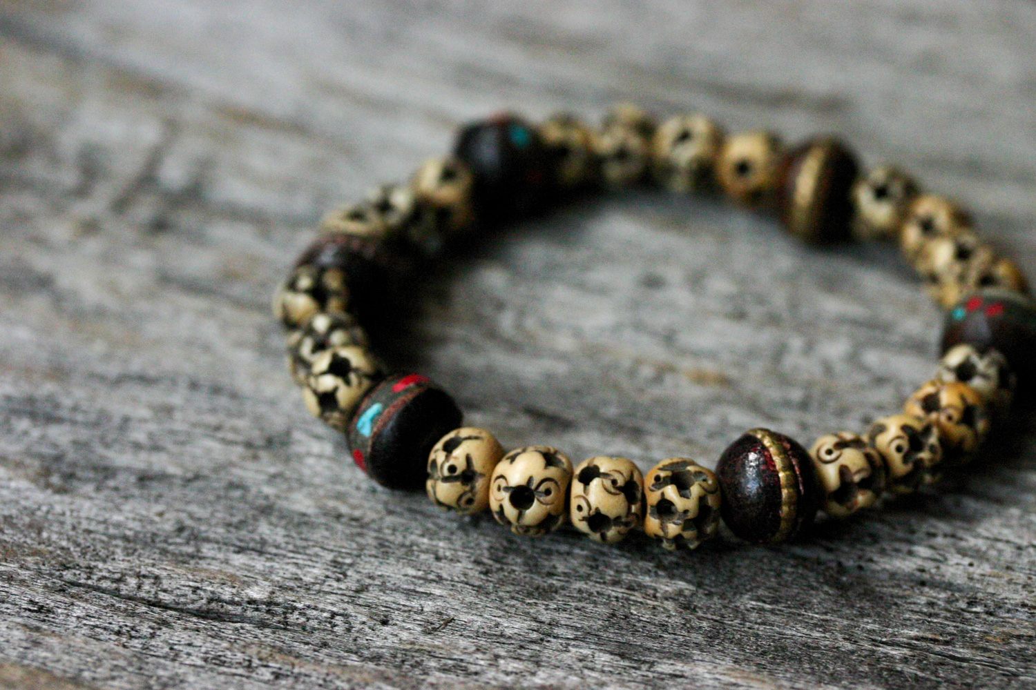 Unisex Boho Tribal Bone Beadwork Bracelet Unisex Boho Tribal Bone Beadwork Bracelet